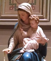 Mother Mary and Child Prayer